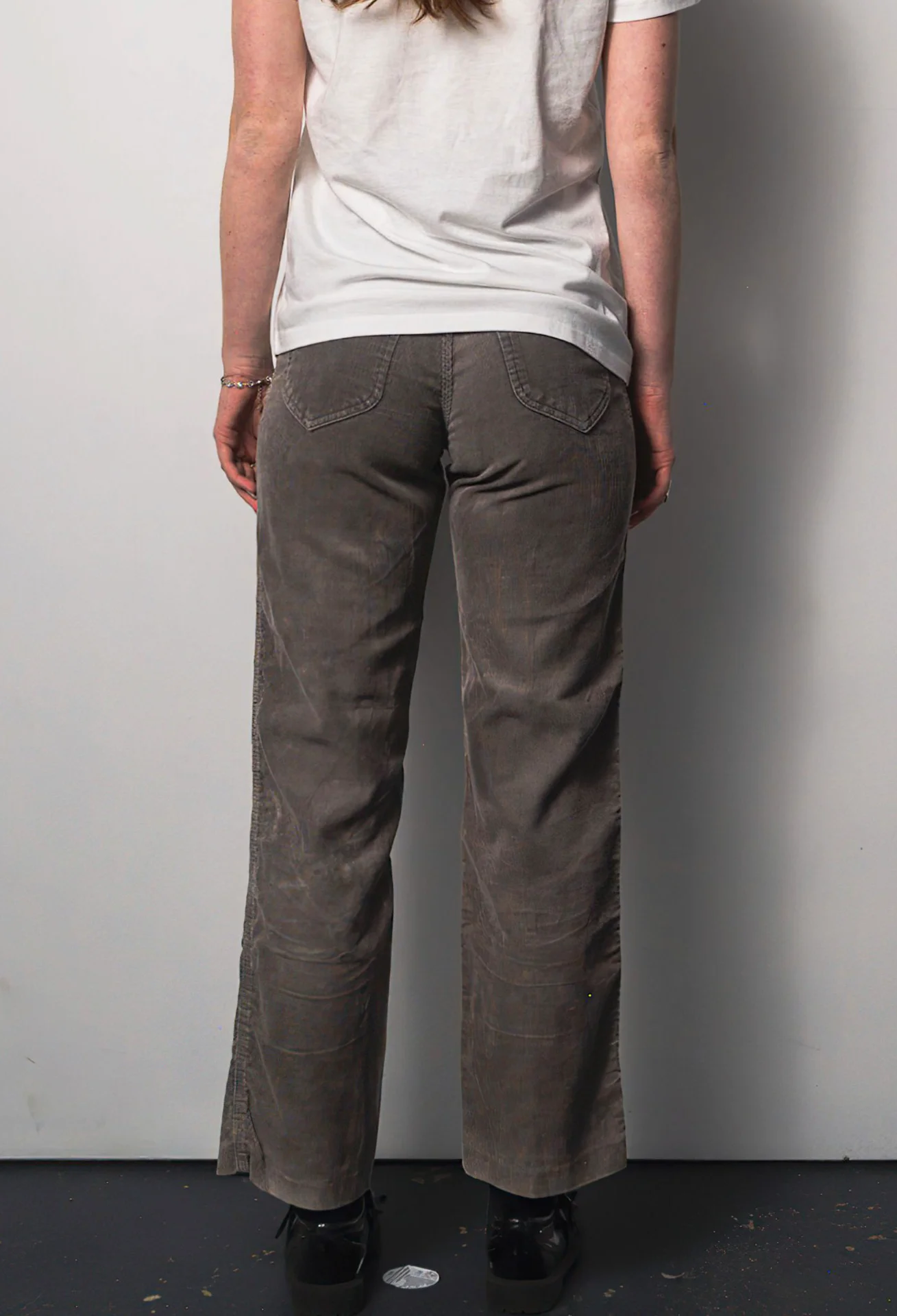 Lee Cooper - Grey Corduroy Pants (W28/L30)